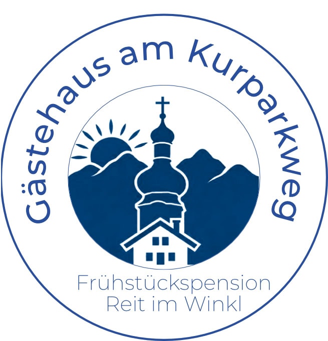 Gem&uuml;tliches G&auml;stehaus am Kurparkweg in Reit im Winkl mit Blick auf die Berge.